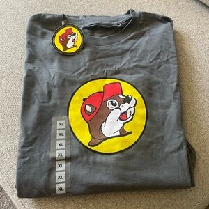 Buc-ee's Gray Tee with Logo